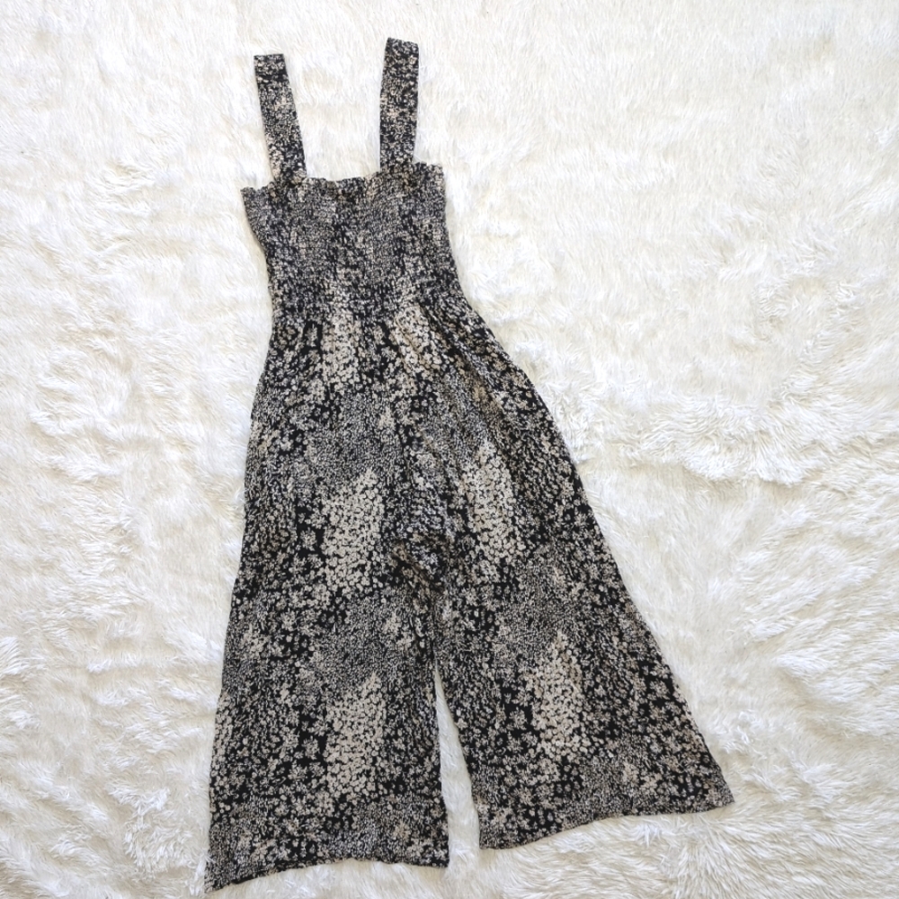 Evereve Roan+Ryan Black & Cream Floral Gianna Smocked Ankle Jumpsuit Size XS - Picture 6 of 15